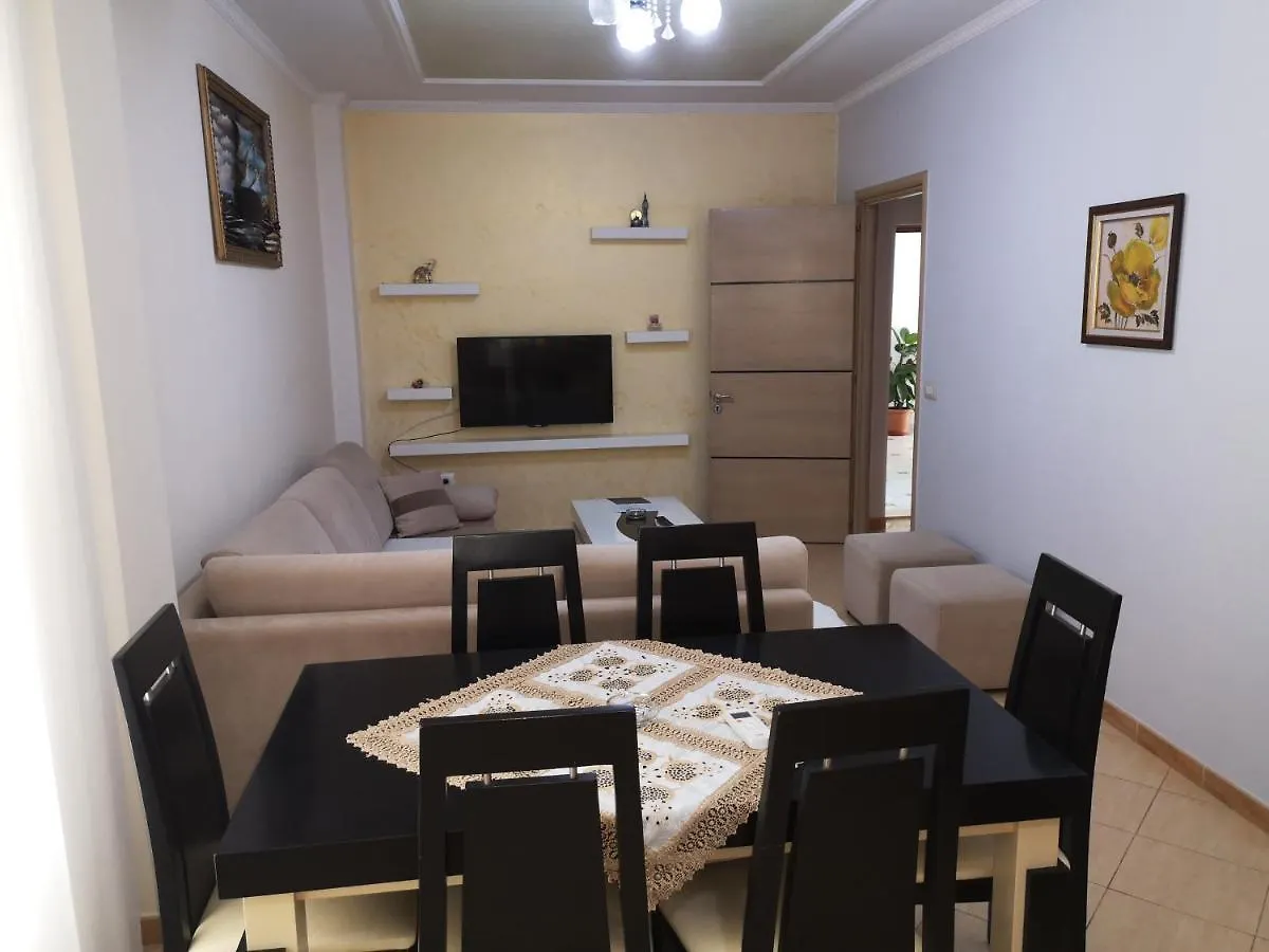 Nando'S Apartment 1 Durrës